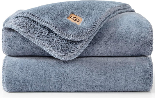 Plush Cozy Throw Blanket™