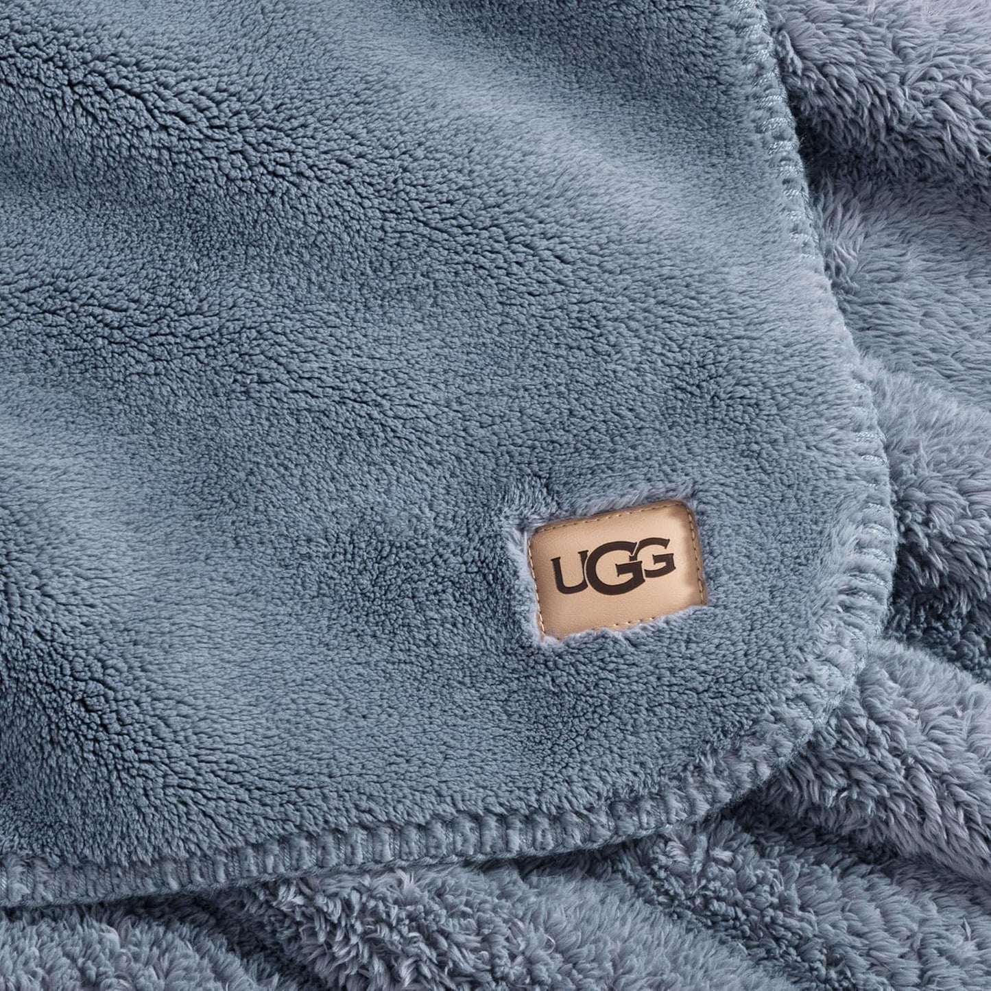 Plush Cozy Throw Blanket™